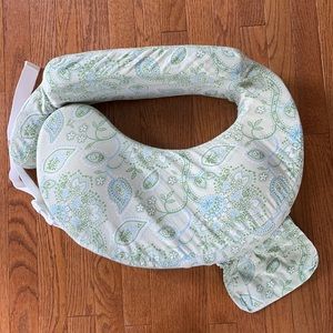 My Brest friend nursing pillow green paisley